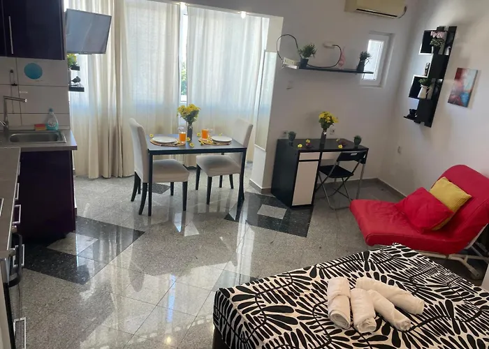 Apartman In The Heart Of *